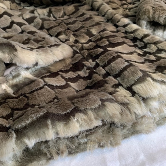 Nic + Zoe fur jacket~ perfect for Fall & Winter…..EUC! - Picture 9 of 12